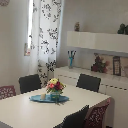 Valeria's House アパート *